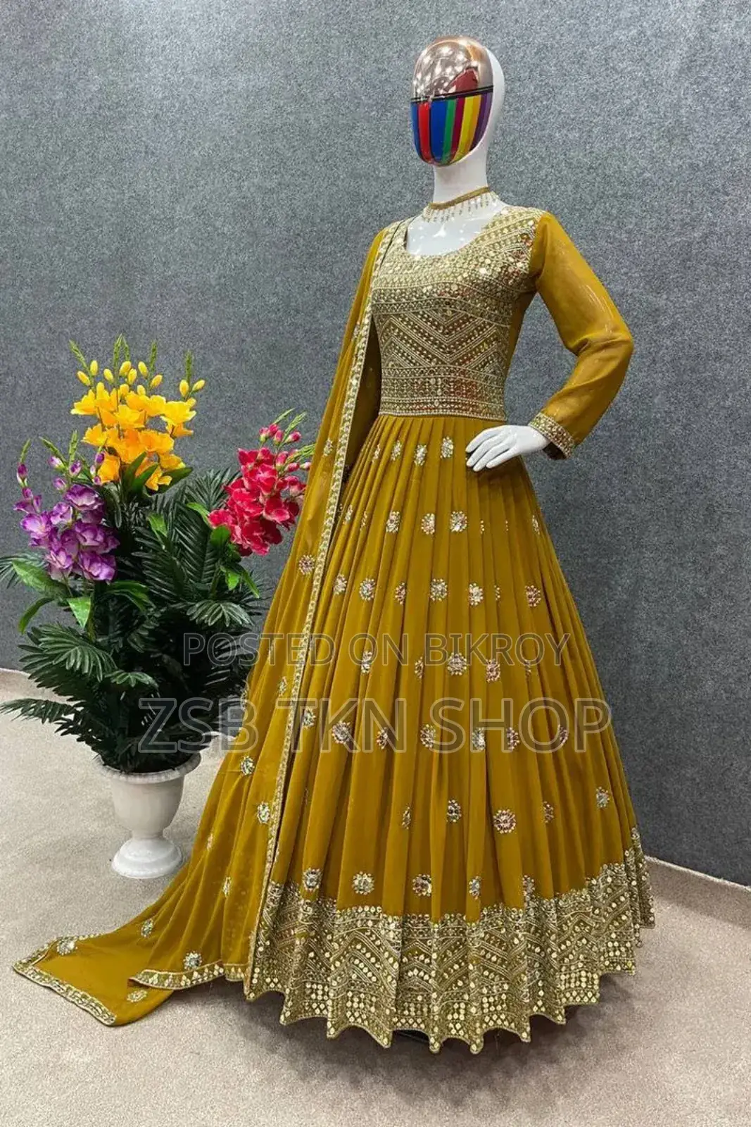 রেডিমেড জর্জেট এমব্রয়ডারি পার্টি ড্রেস