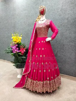 রেডিমেড জর্জেট এমব্রয়ডারি পার্টি ড্রেস