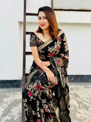 Dhupian Silk Saree With Blouse Piece
