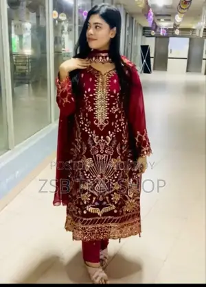 ইন্ডিয়ান হোয়াইট গোল্ড জর্জেট কামিজ
