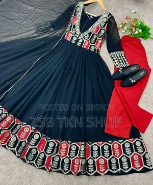 সিকোয়েন্স ওয়ার্ক গাউন সেট