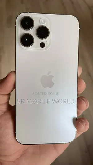 New Apple iPhone 16 Pro Max 256 GB Silver