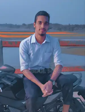 I'm a Student. I Looking for a Job