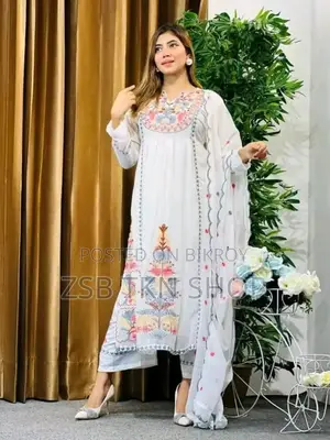 Embroidered Georgette Kameez Set Fashionable Elegant Design