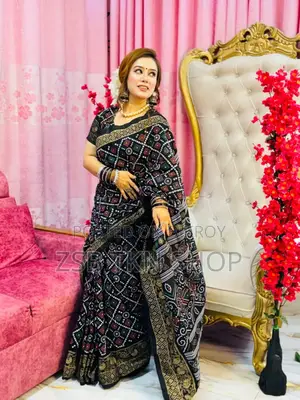 Dhupian Silk Sharee With Blouse Piece