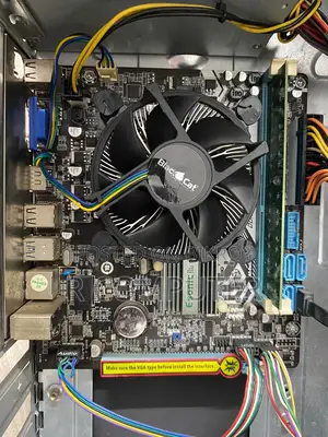 Desktop Computer Gigabyte 4GB Intel Core i3 HDD 500GB