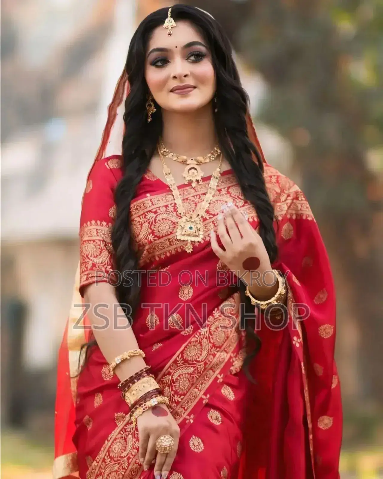 Premium Japanese Silk Saree Matching Blouse Piece.