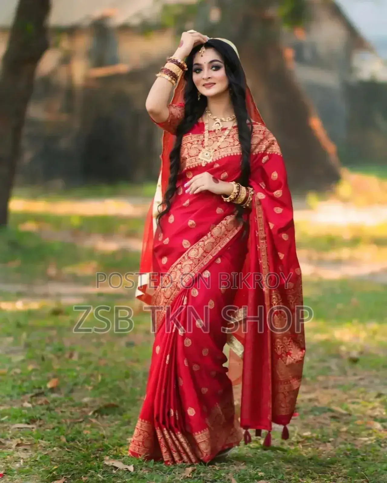 Premium Japanese Silk Saree Matching Blouse Piece.
