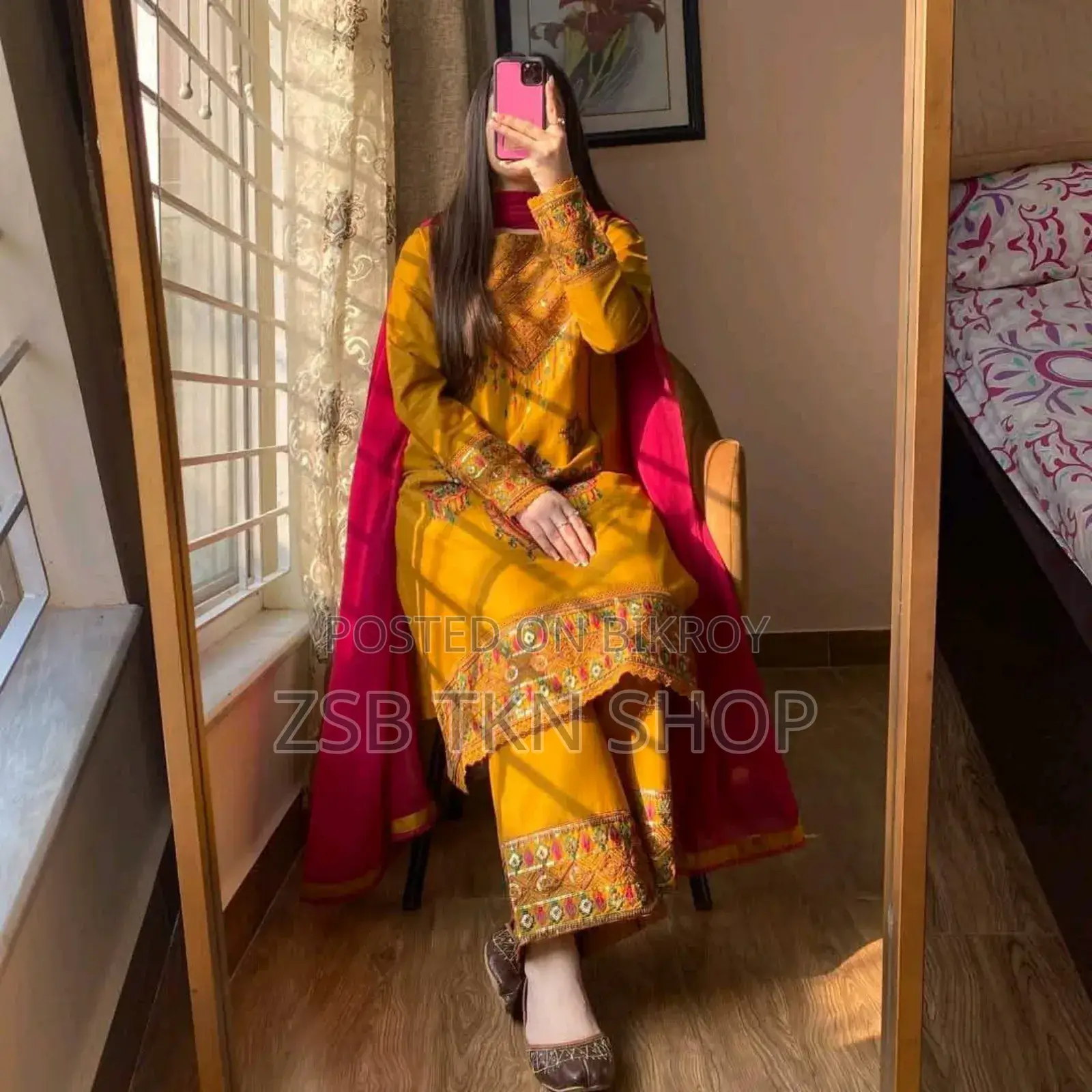 সিকোয়েন্স এবং এমব্রয়ডারি ওয়ার্ক ফেব্রিকস টিসি কটন সফট