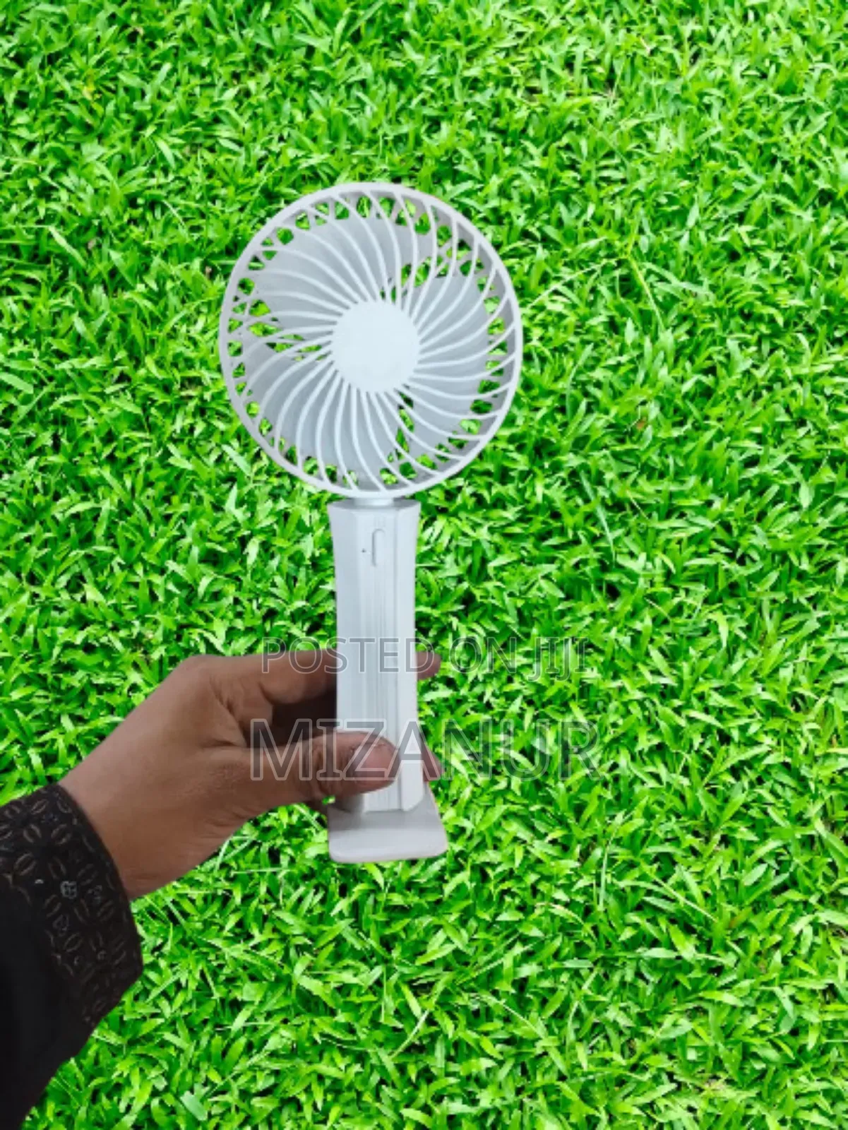 পোর্টেবল রিচার্জেবল মিনি ফ্যান