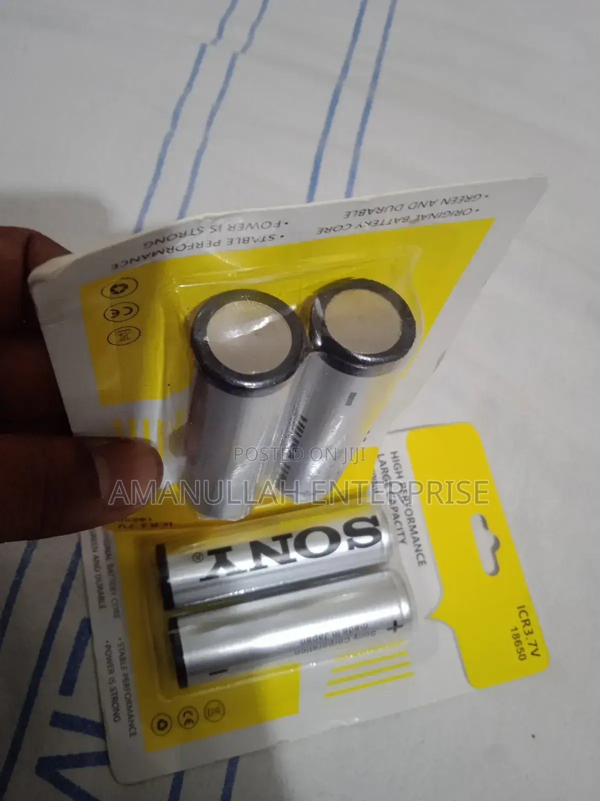 সনি উচ্চ মানের লি-আয়ন ব্যাটারি।