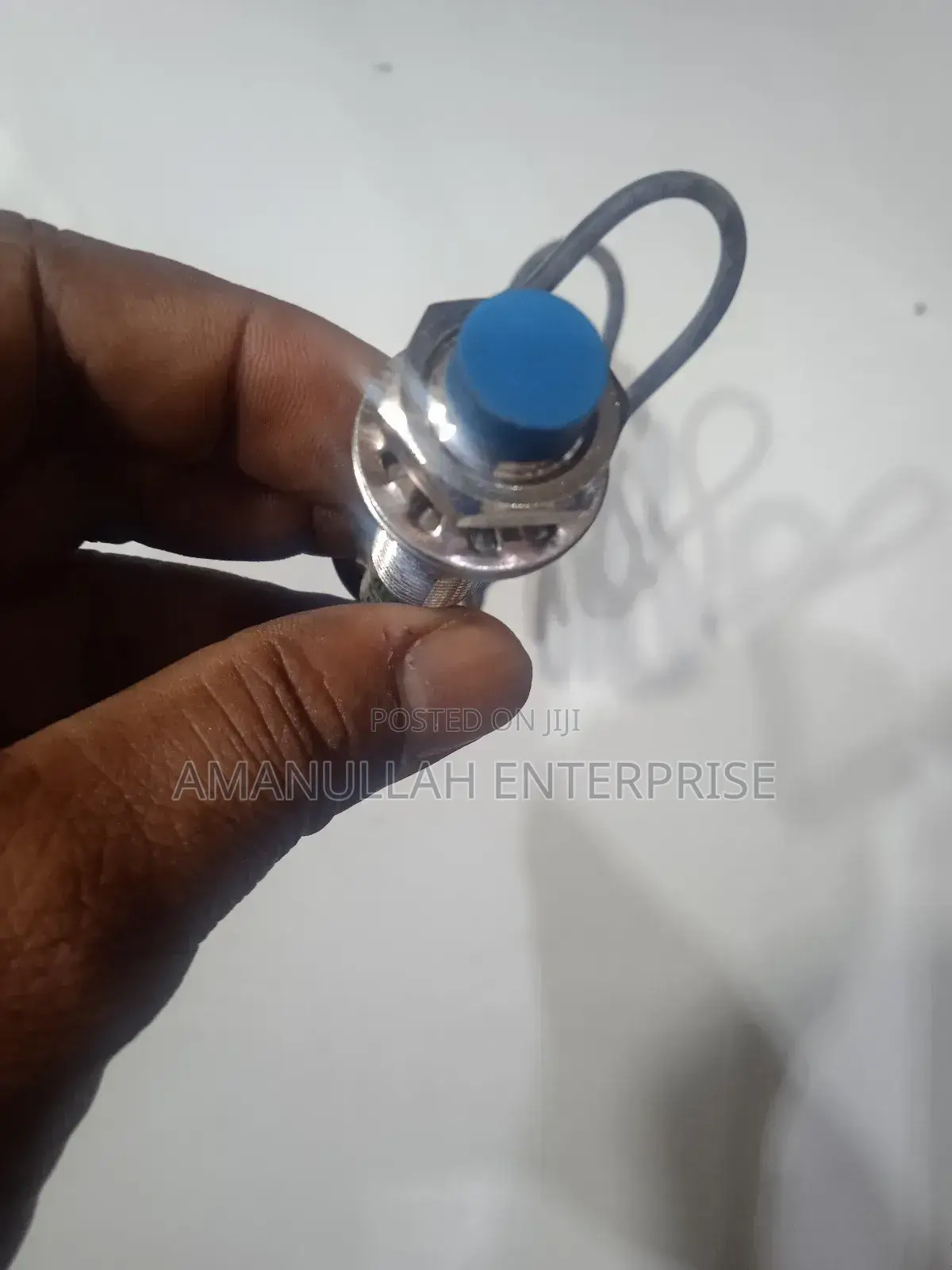 Heschen M18 ক্যাপাসিটিভ প্রক্সিমিটি সেন্সর সুইচ।