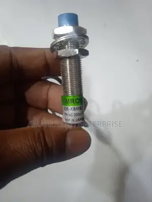 Heschen M18 ক্যাপাসিটিভ প্রক্সিমিটি সেন্সর সুইচ।