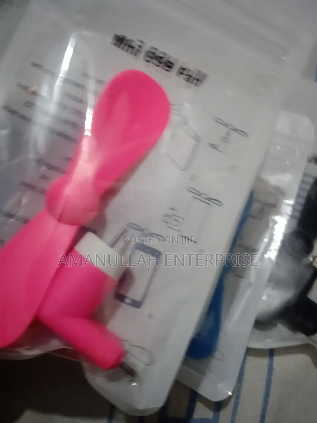 পোর্টেবল টাইপ বি ওটিজি ফ্যান।
