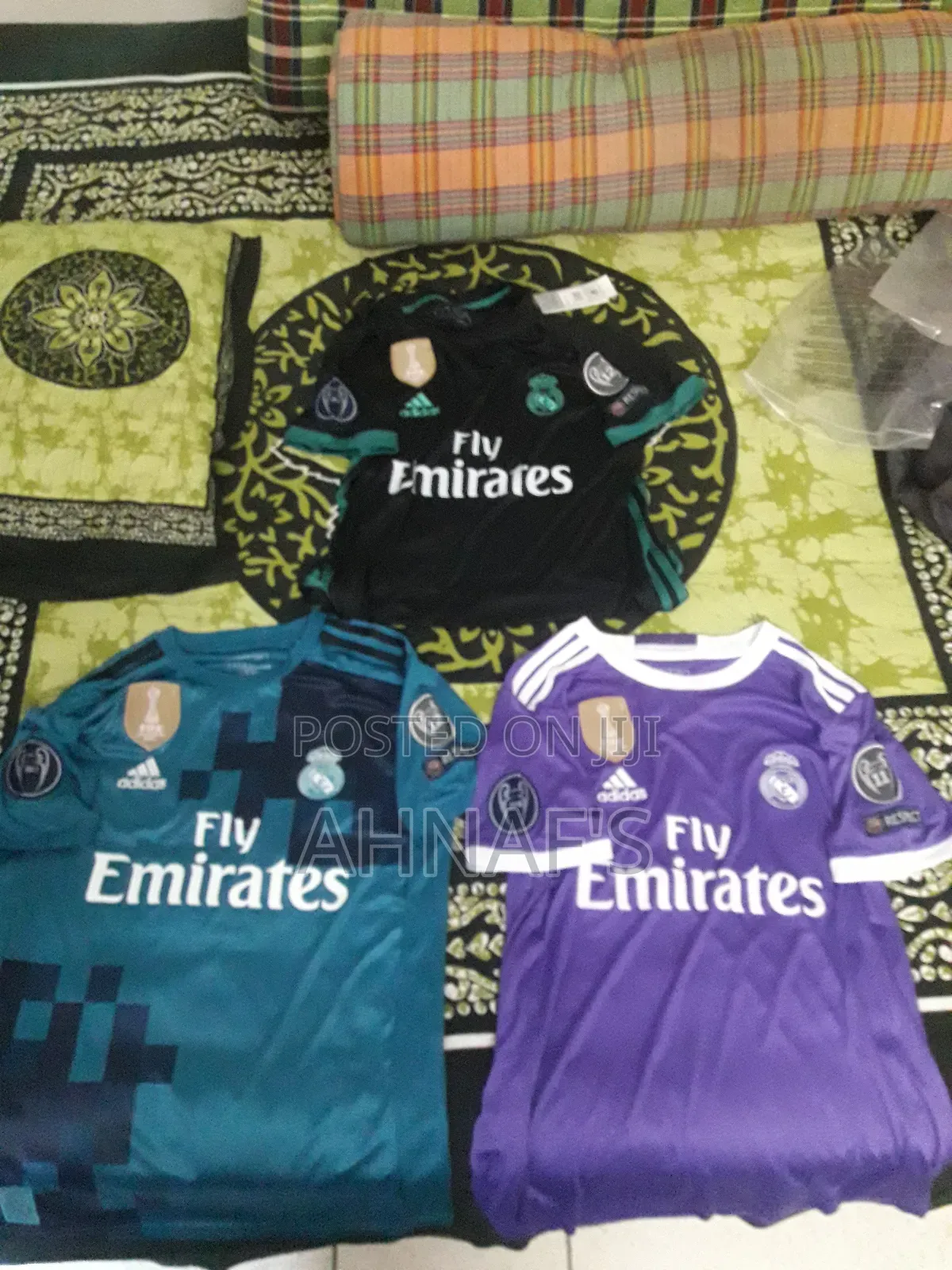 High Quality Real Madrid {2016 - 18} Kits (Size L)