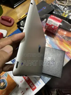 Apple iPad mini 4 16 GB Silver