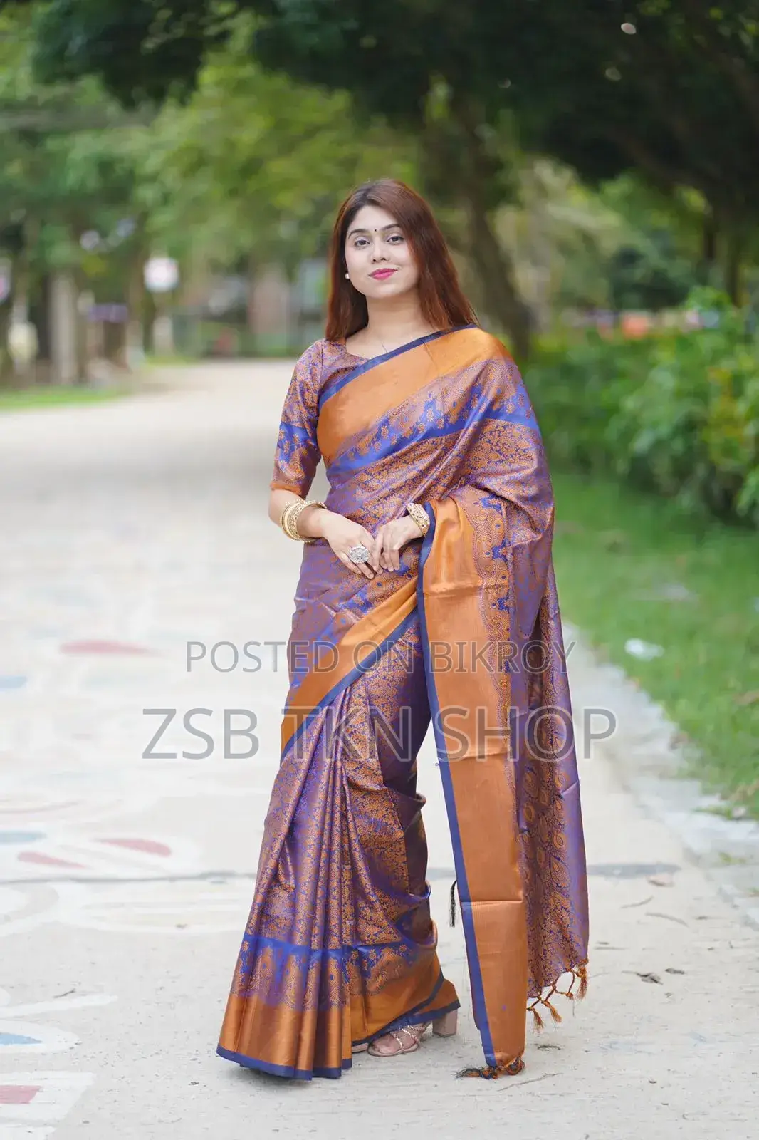 High Quality Kanjivaram Silk Saree With Blouse Piece.