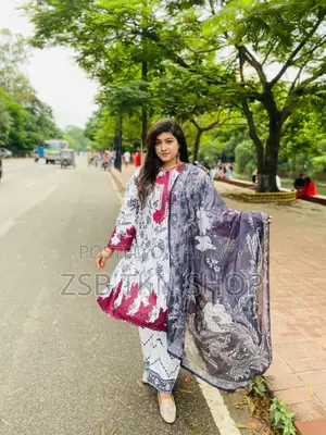 ডিজিটাল প্রিন্ট থ্রি পিস নিউ ইয়ার কালেকশন