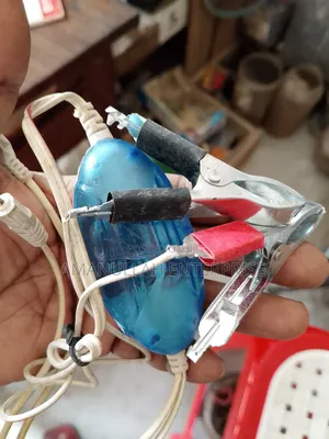 ১২ ভোল্ট থেকে ৫ ভোল্ট চার্জার কনভার্টার। ডিসি