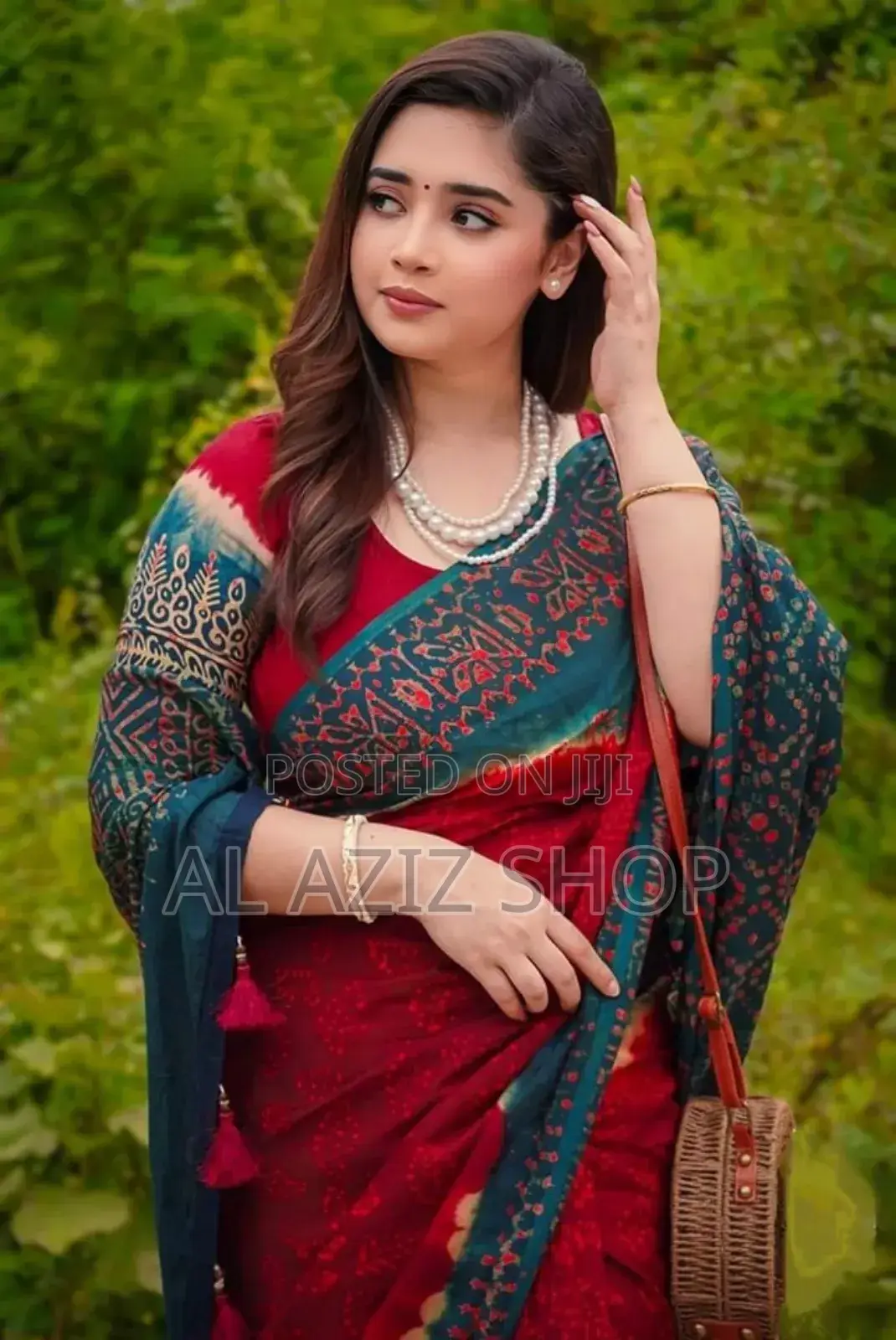 Digital Print Saree with Blouse Piece