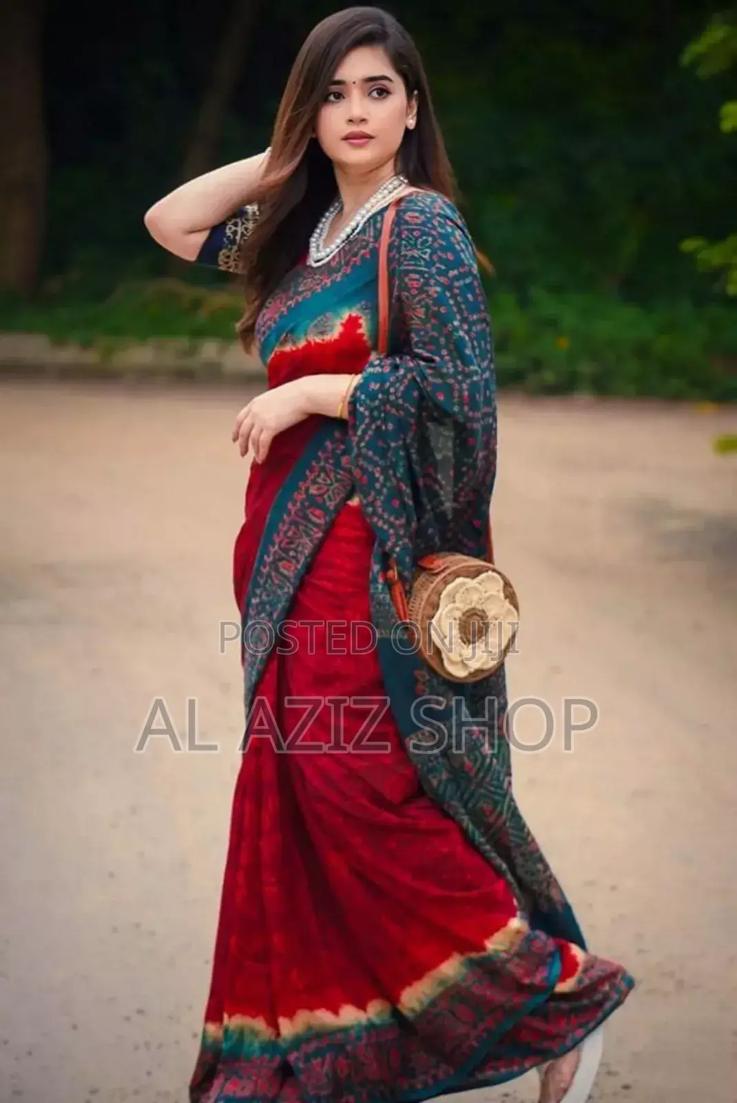 Digital Print Saree with Blouse Piece