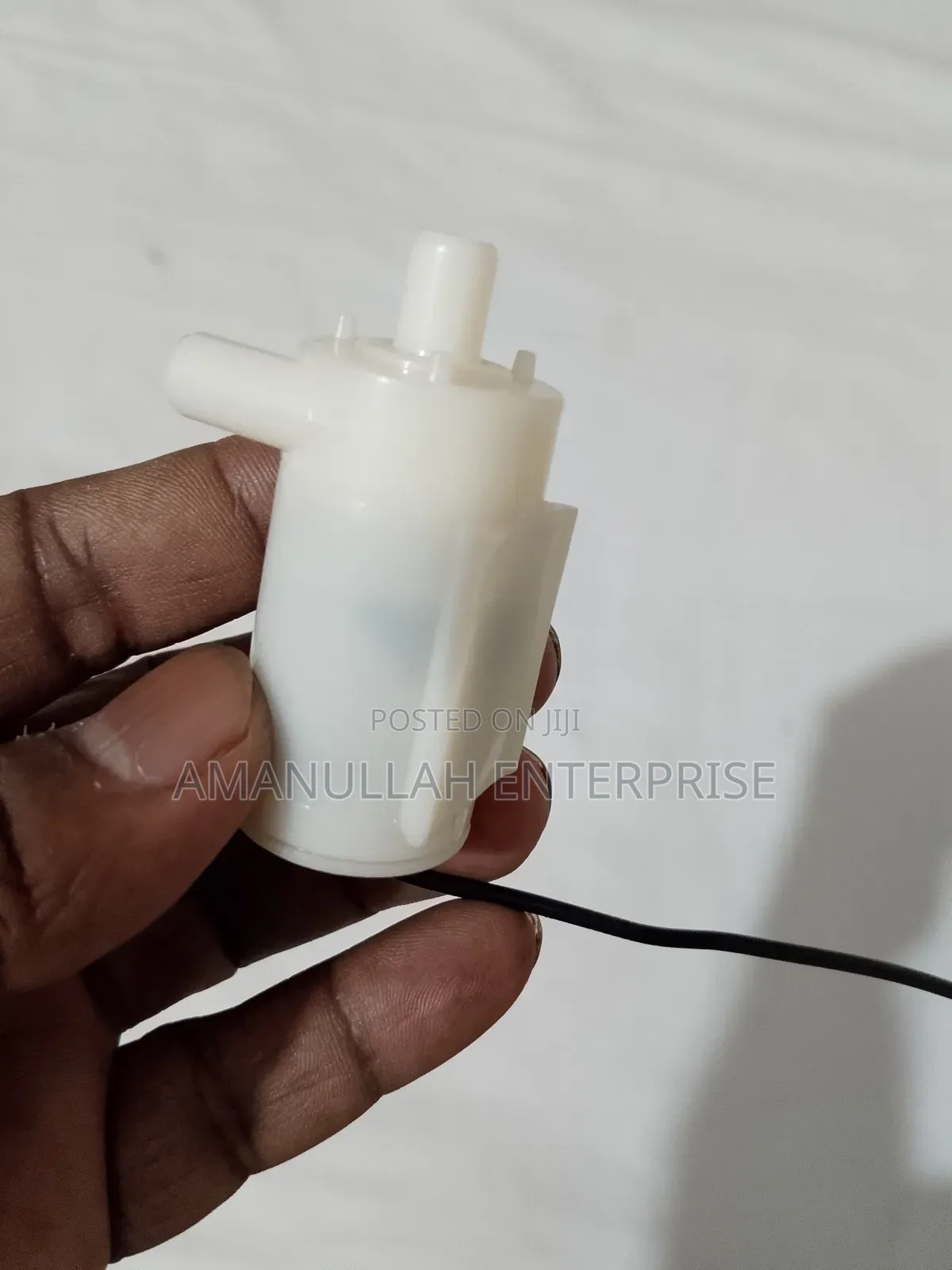 মিনি সাবমার্সিবল ওয়াটার পাম্প, সম্পূর্ণ ডুবে থাকার জন্য ডিজাইন করা হয়েছে।