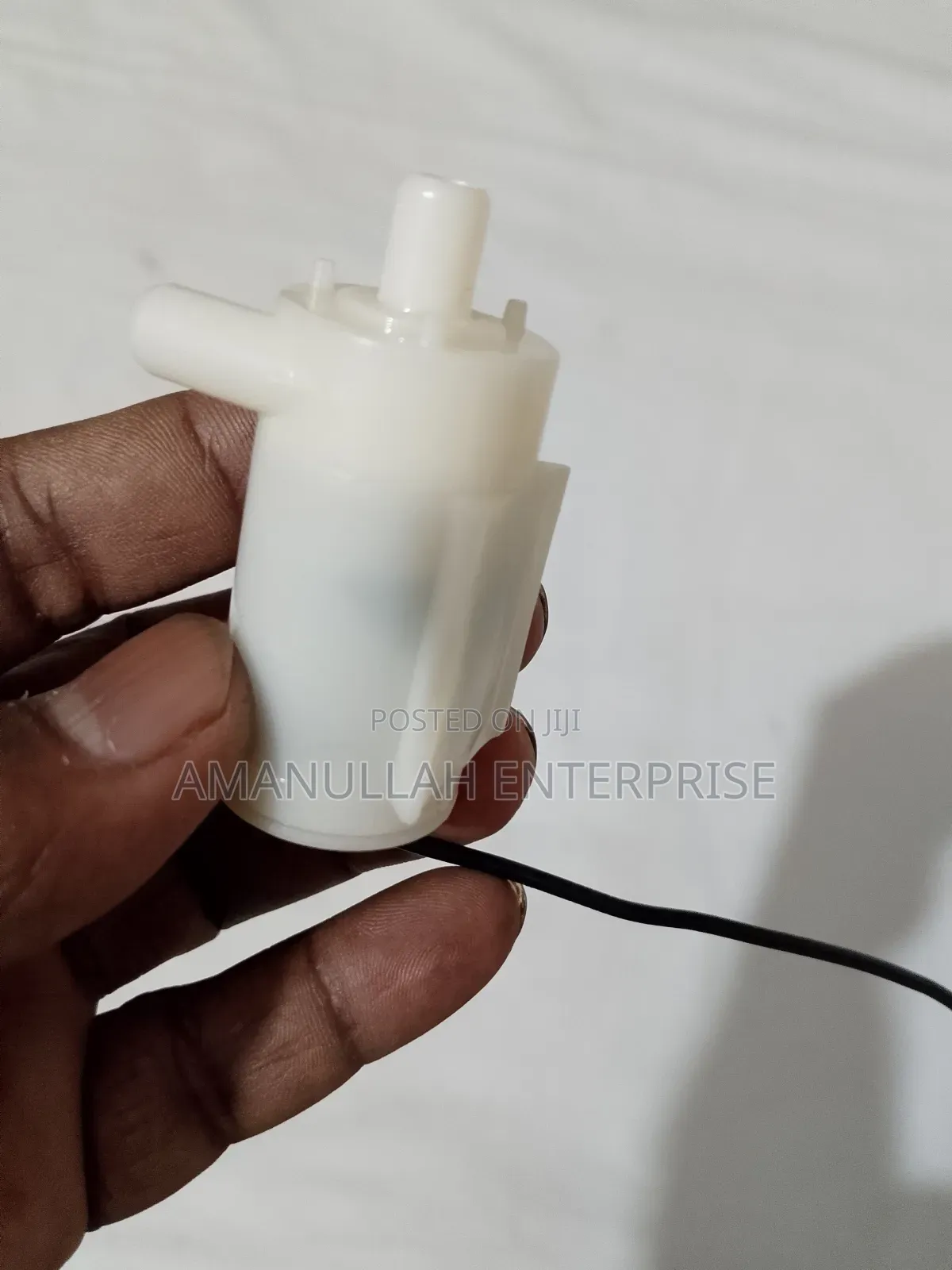 মিনি সাবমার্সিবল ওয়াটার পাম্প, সম্পূর্ণ ডুবে থাকার জন্য ডিজাইন করা হয়েছে।