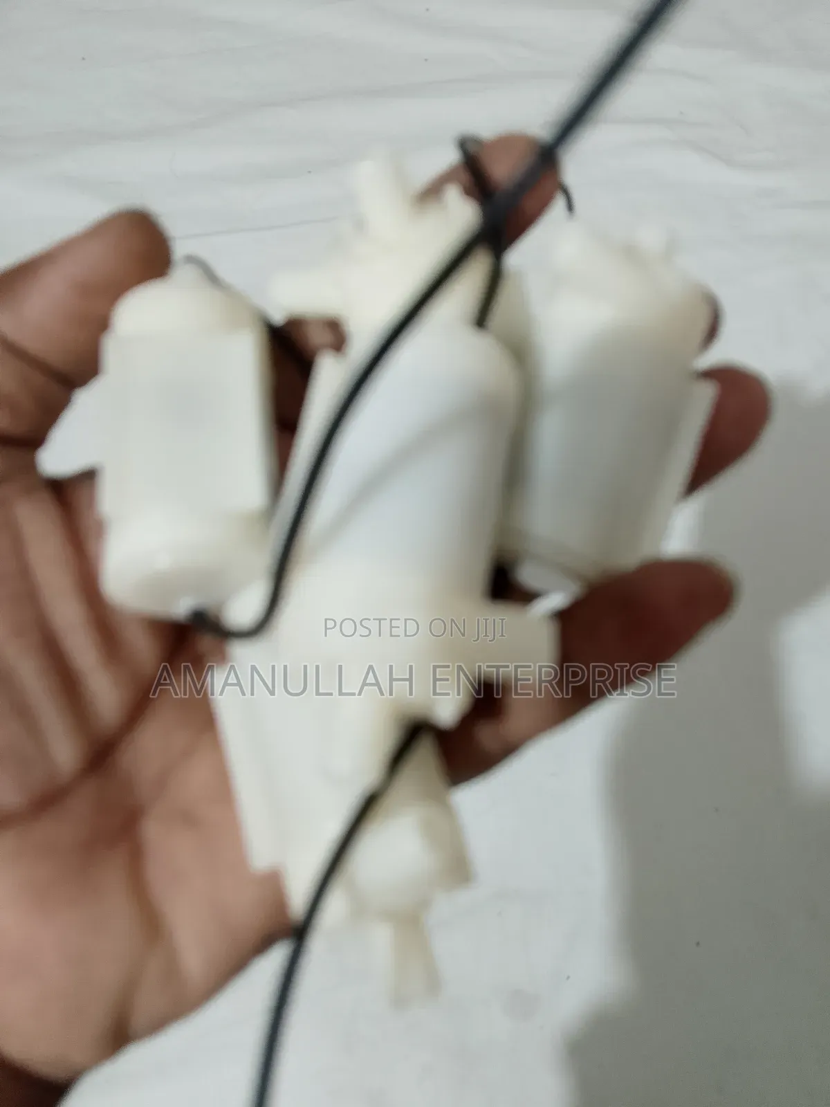 মিনি সাবমার্সিবল ওয়াটার পাম্প, সম্পূর্ণ ডুবে থাকার জন্য ডিজাইন করা হয়েছে।