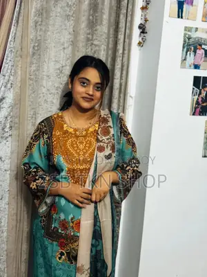 রেডিমেড থ্রি পিস