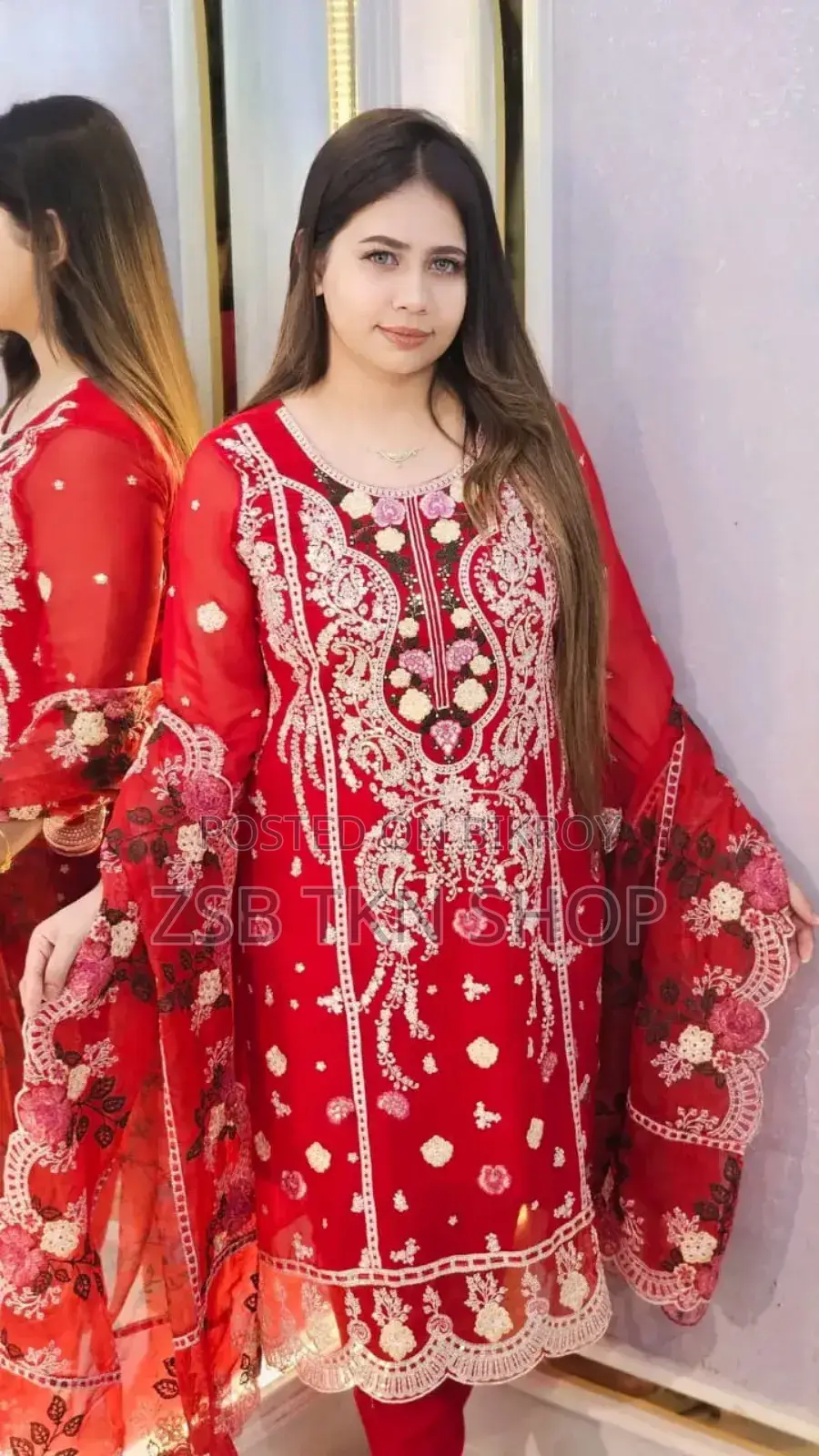 পাকিস্তানি ডিজাইন ৪-পিস সাদা বাহার টিস্যু সেট