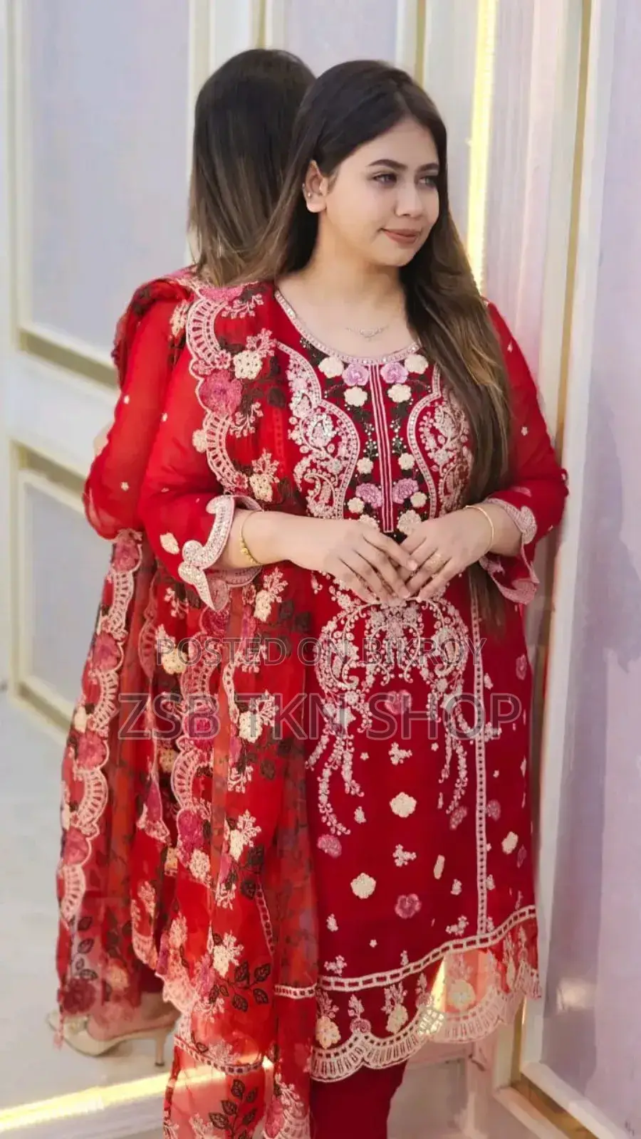পাকিস্তানি ডিজাইন ৪-পিস সাদা বাহার টিস্যু সেট