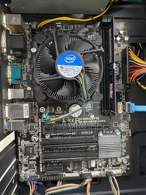 Pc Intel Core I3 ( 4th Gen)_ram 4gb_ssd 120gb