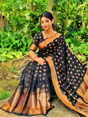 সফট সিল্ক কাতান শাড়ি Gg Dd Ij