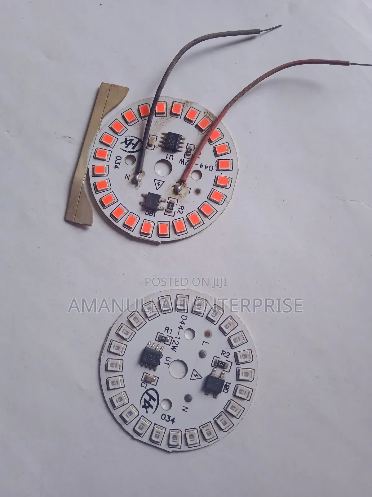 মনো কালার এসি ডব লাইট