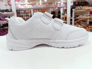 Light Weight School Shoes. Jump School Shoes.