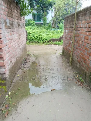 4 Bedroom House in Anik, Bagha for Sale