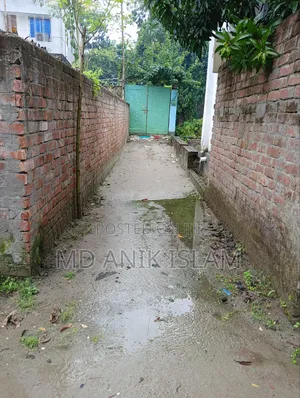4 Bedroom House in Anik, Bagha for Sale