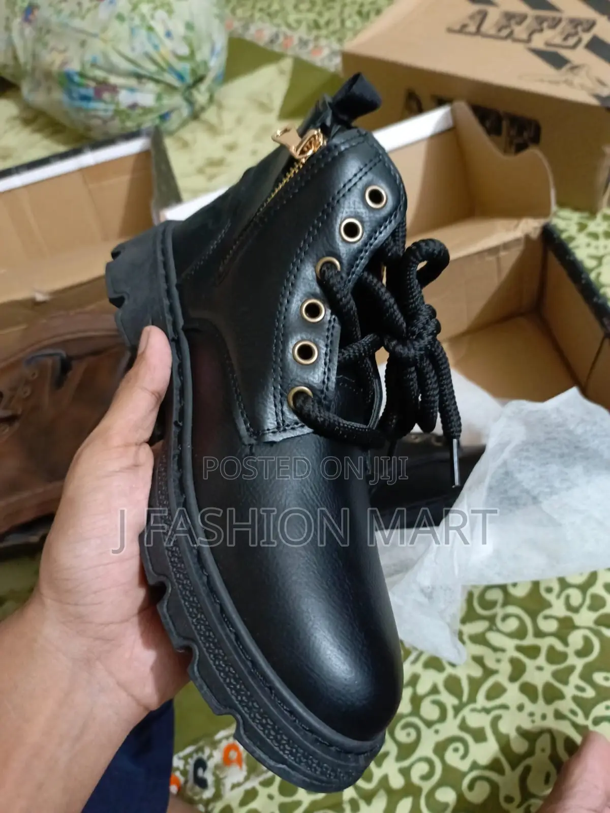 Sinthetik Leather Boot