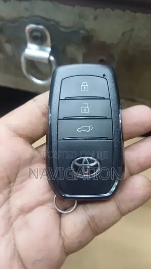 ল্যান্ড ক্রুজার অরিজিনাল রিমোট কি