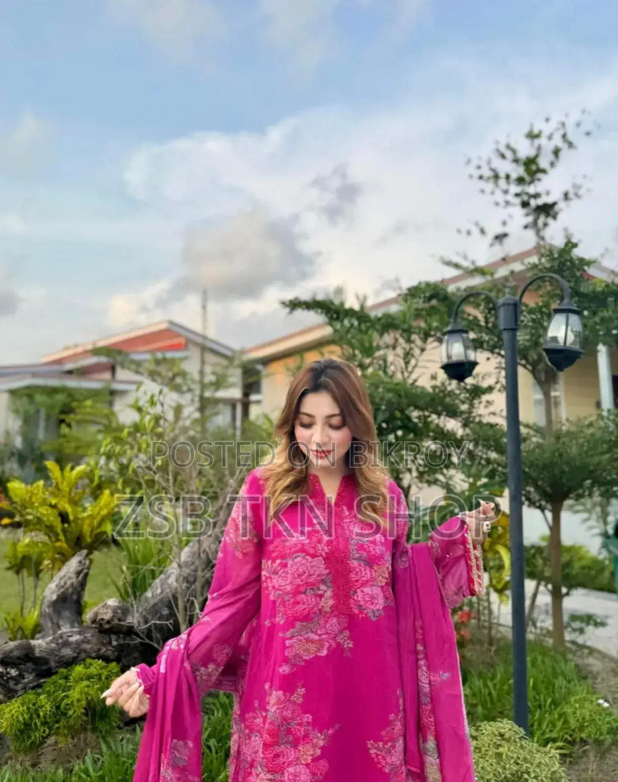 White Gold Georgette Three Piece নতুন আপডেট