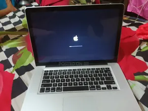 Laptop Apple MacBook Pro 2012 8GB Intel Core I7 HDD 512GB