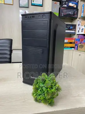 Desktop PC Intel Core i5 (2nd Gen) SSD 256GB RAM 8GB Gigabyte-H*61