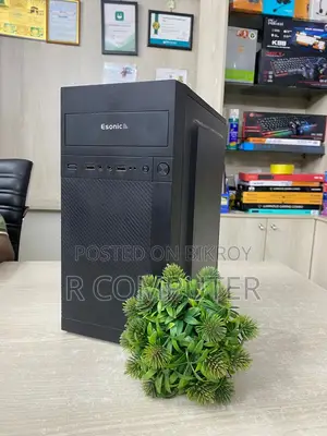 Ready PC Intel Core i3 (3rd Gen), 4GB RAM, 120GB SSD, 2GB Graphics