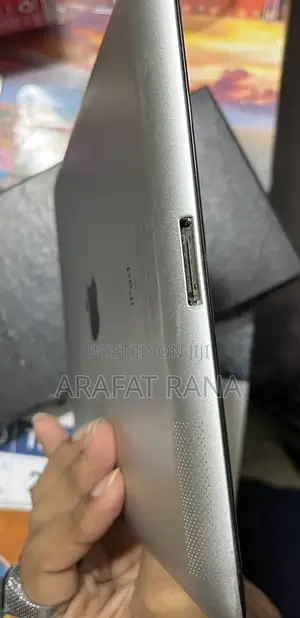 Apple iPad Wi-Fi 16 GB Silver