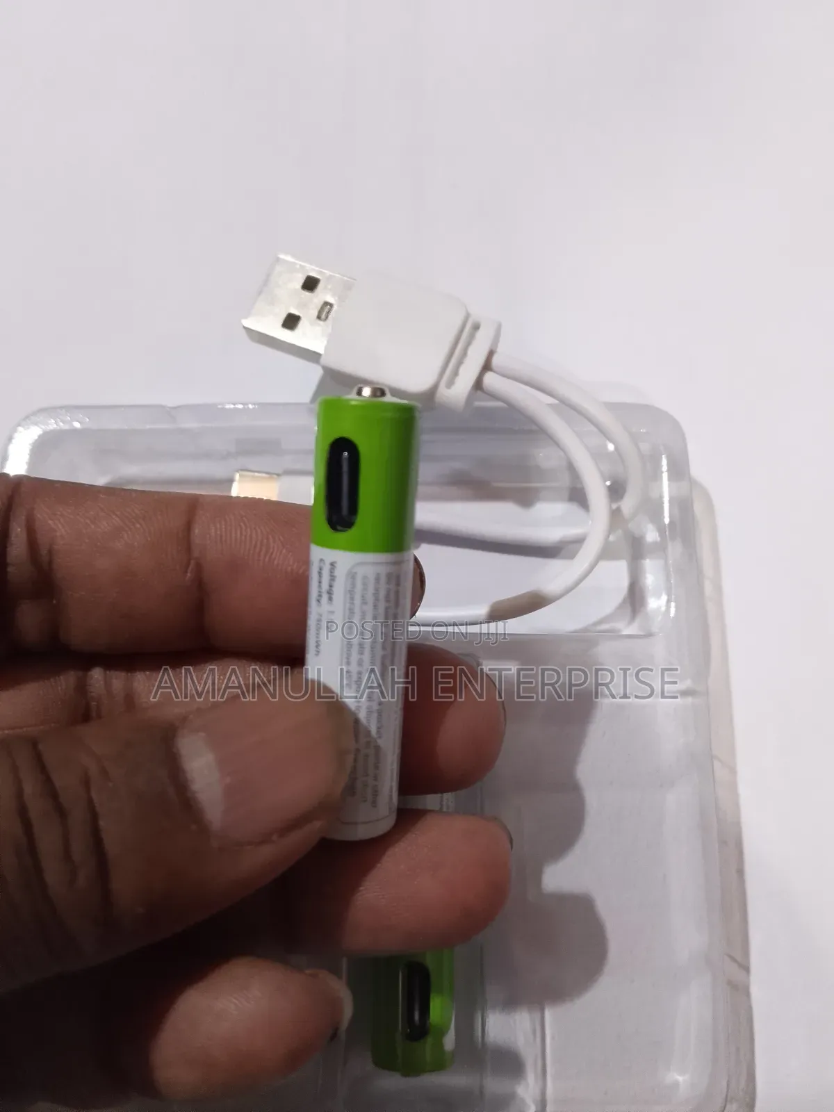Smarttools 1.2v Aaa Rechargeable Battery With a Type-C Charging Cable.