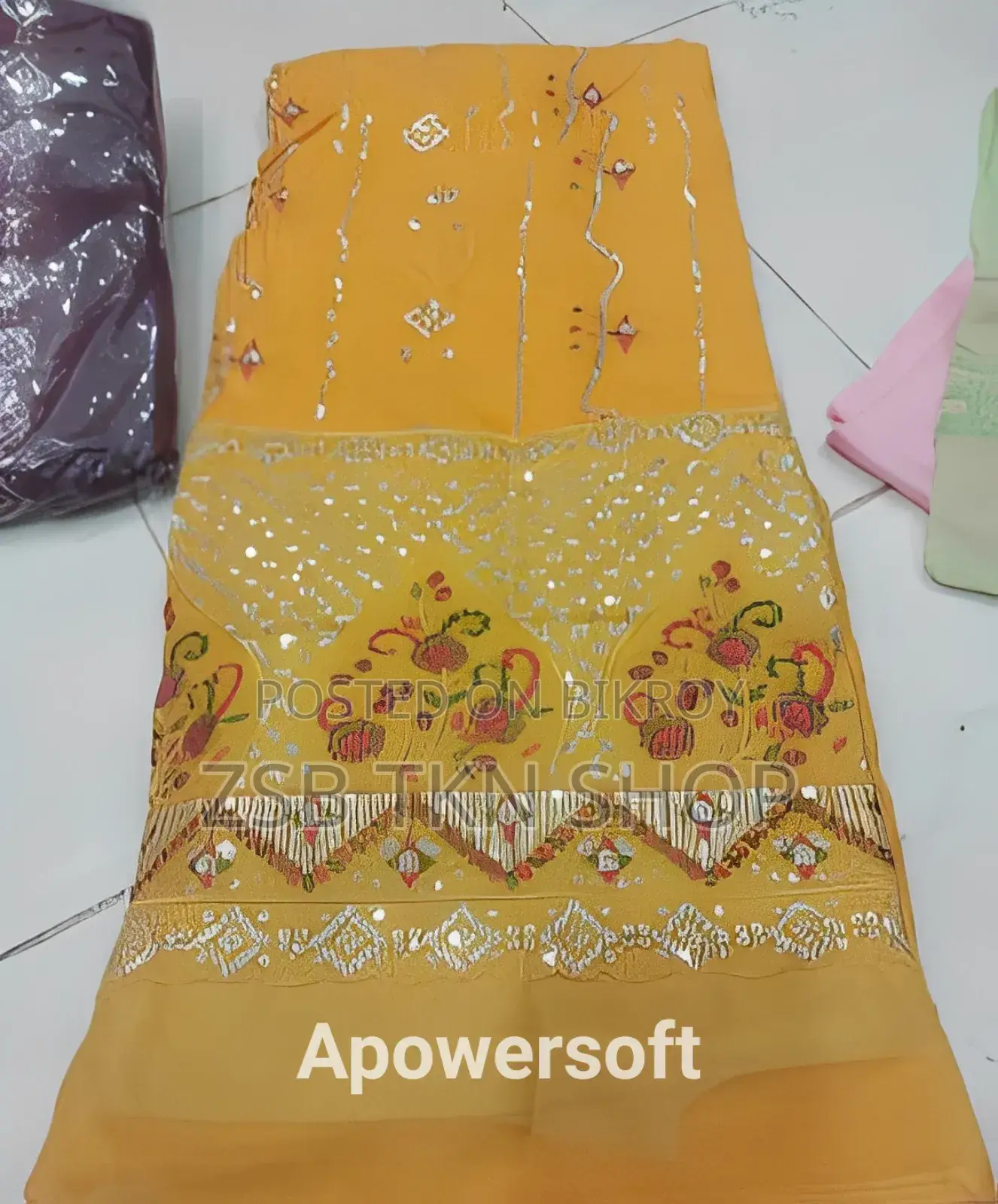 এমব্রয়ডারি এবং সিকোয়েন্স ওয়ার্ক সহ জর্জেট ৪ পিস