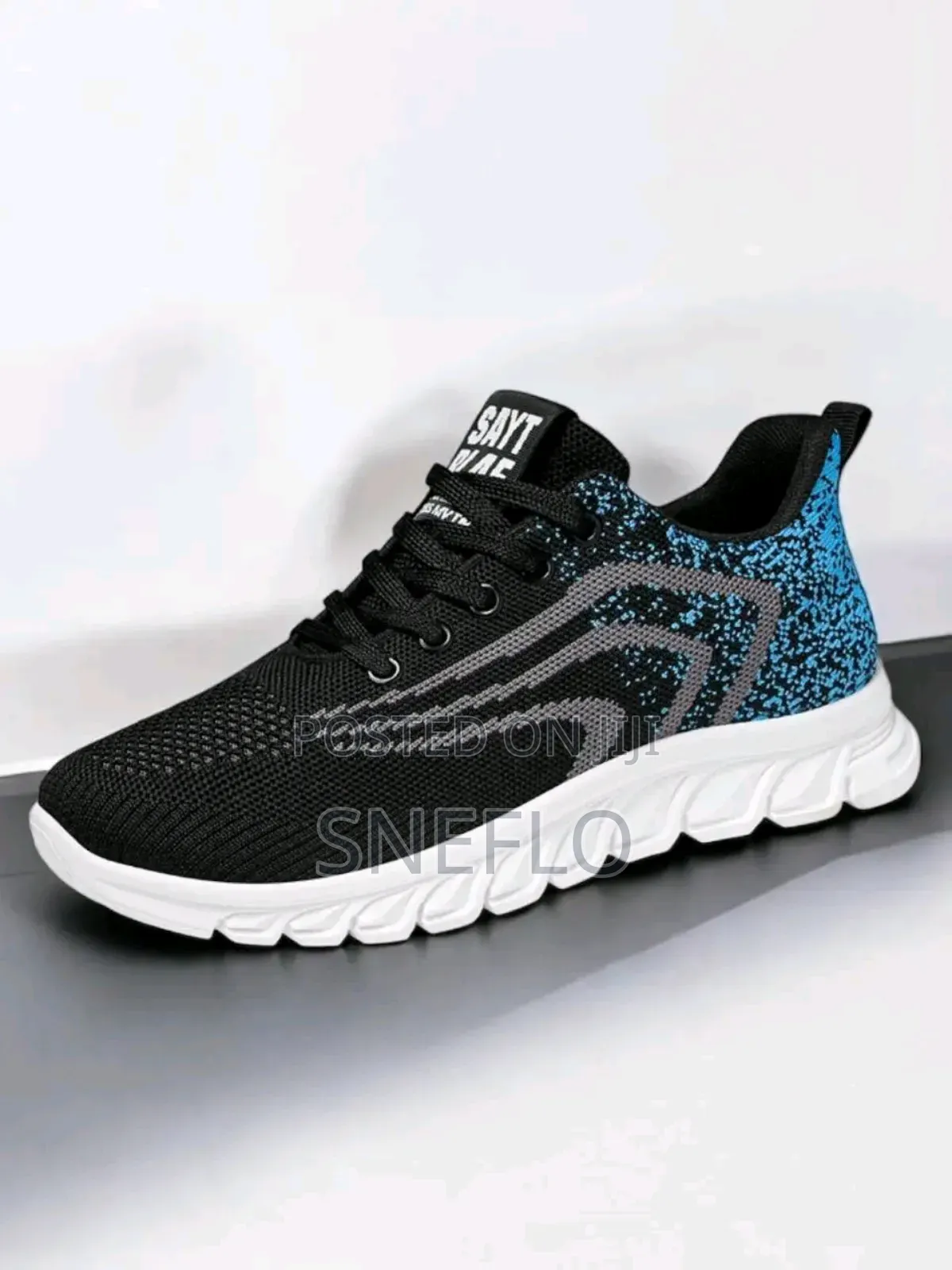 পুরুষদের কোরিয়ান স্টাইল ব্রিদেবল ট্রেন্ডি রানিং ক্যাজুয়াল স্পোর্টস সু