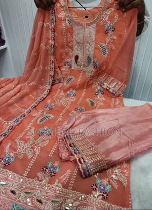 রেডিমেড থ্রি পিস
ফ্যাব্রিকস: ফক্স জর্জেট