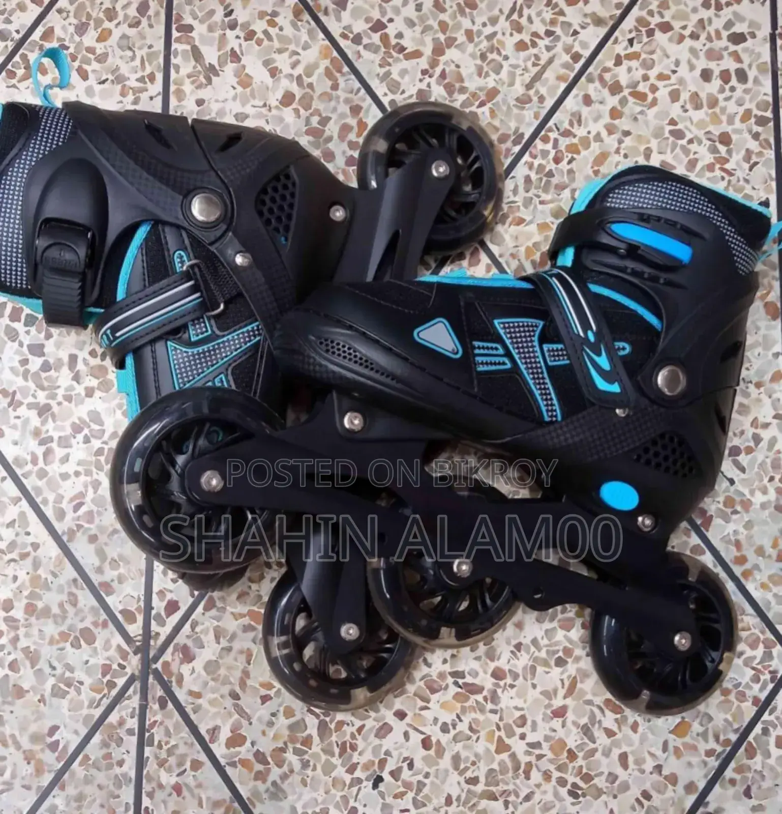Skating Shoe 100mm 3 Wheel