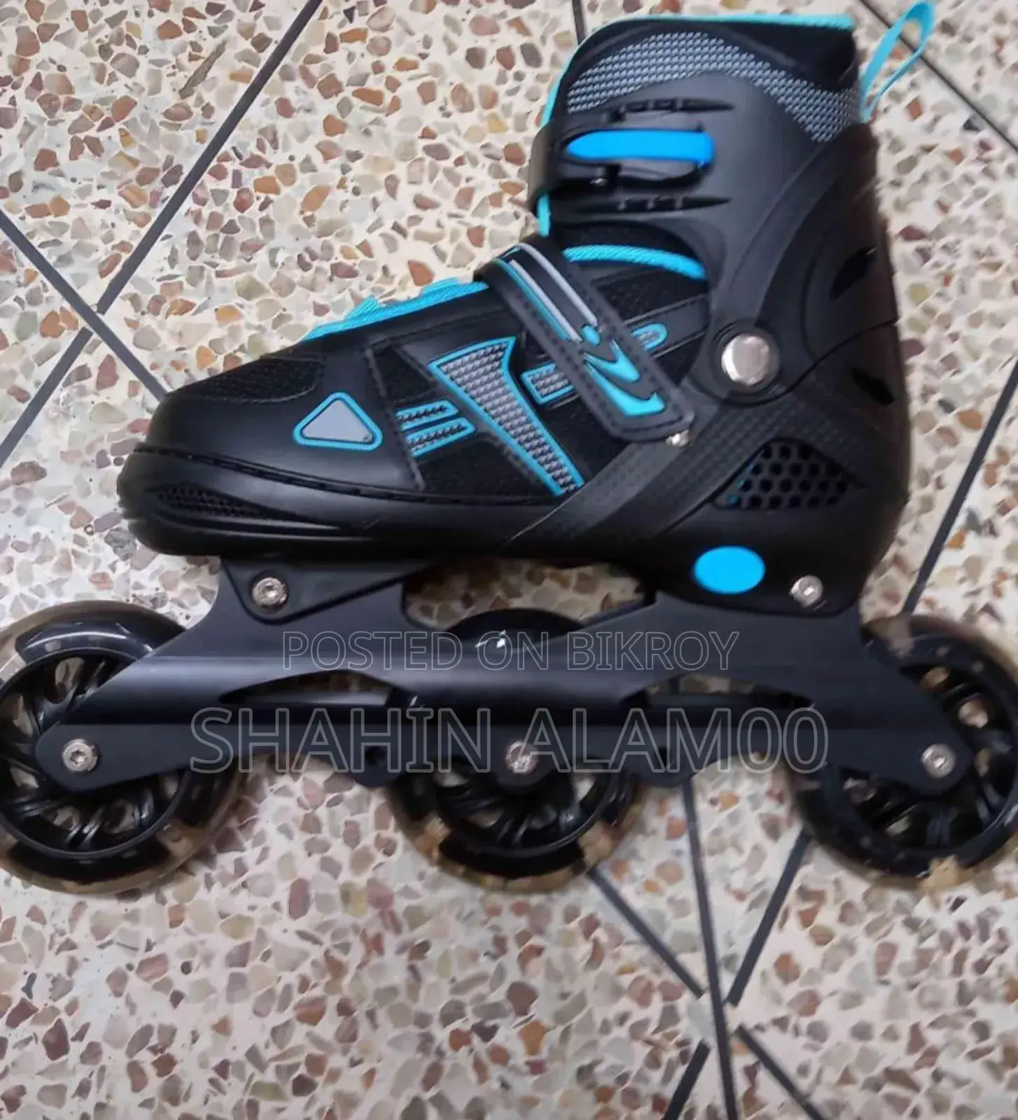 Skating Shoe 100mm 3 Wheel
